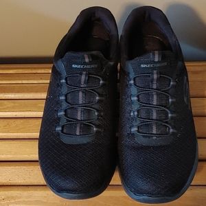 Scetchers/ Ladies/ Runners.